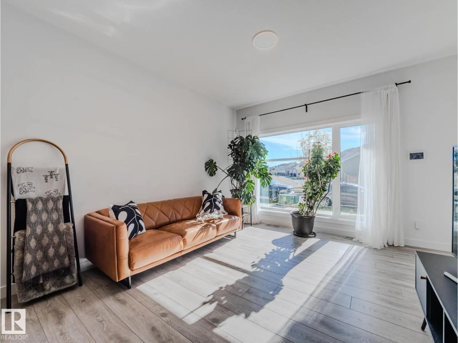 2957 COUGHLAN GREEN GR SW