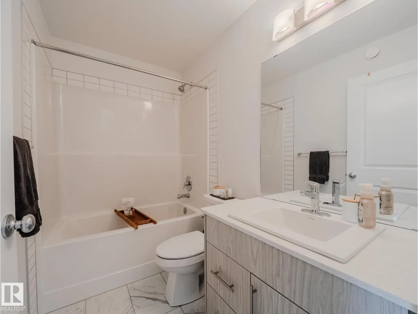 2957 COUGHLAN GREEN GR SW
