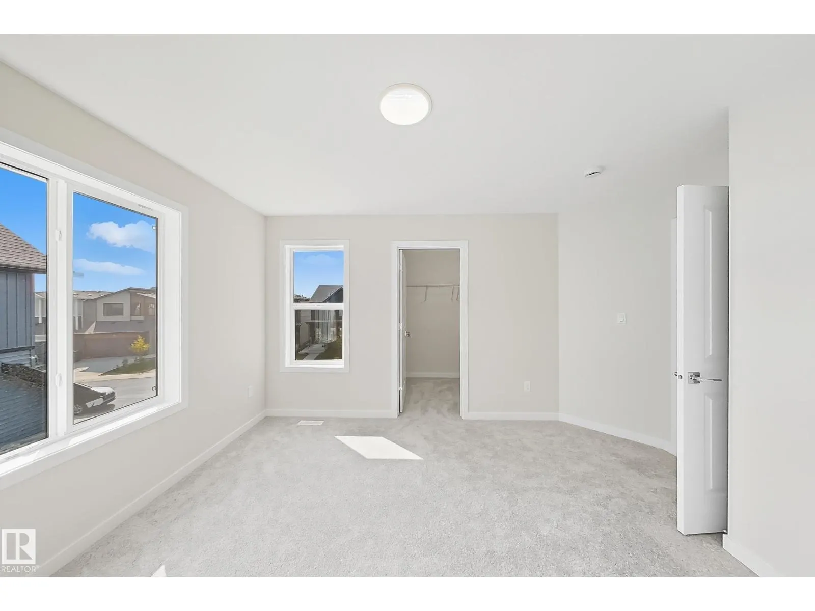 4856 HAWTHRON BN SW
