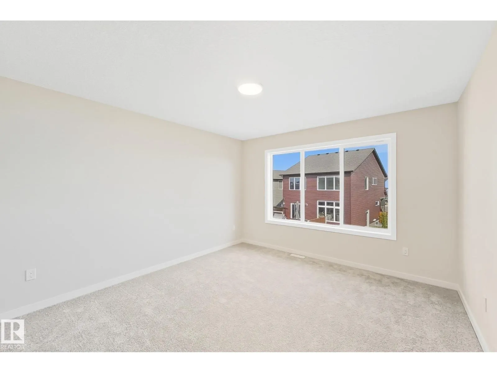 4856 HAWTHRON BN SW