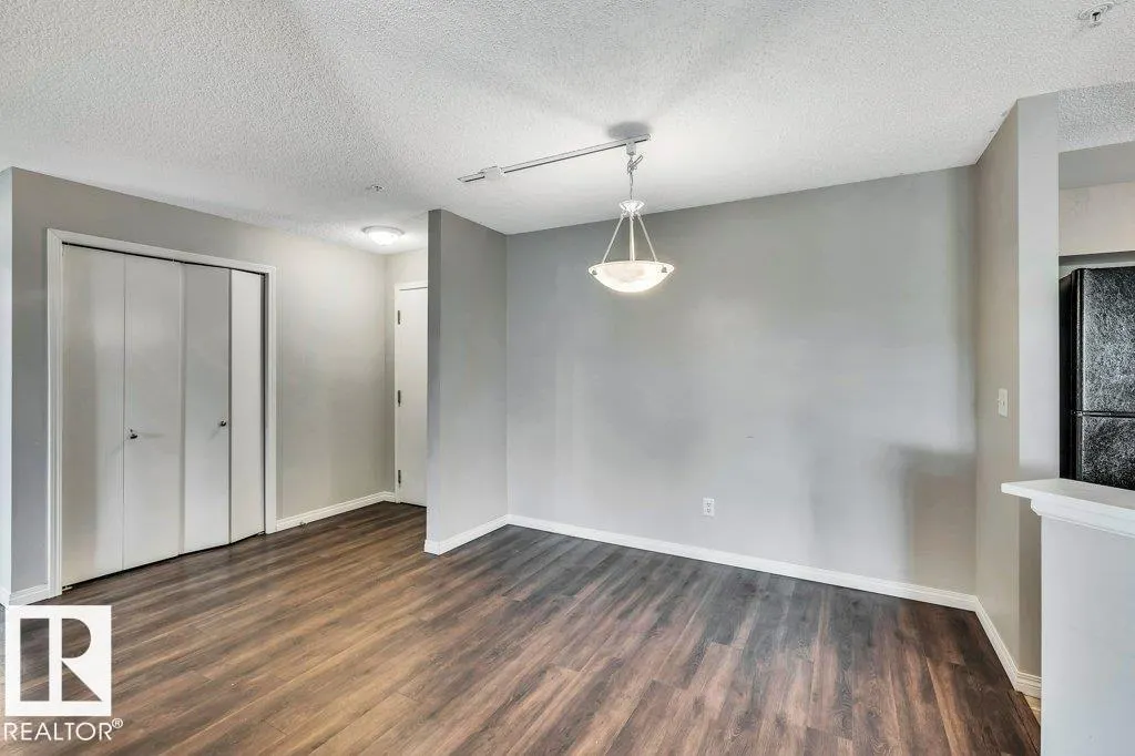 #2314 11214 80 ST NW