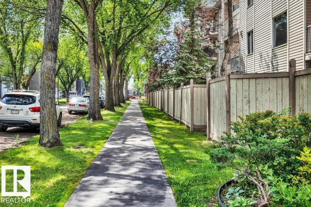#2314 11214 80 ST NW