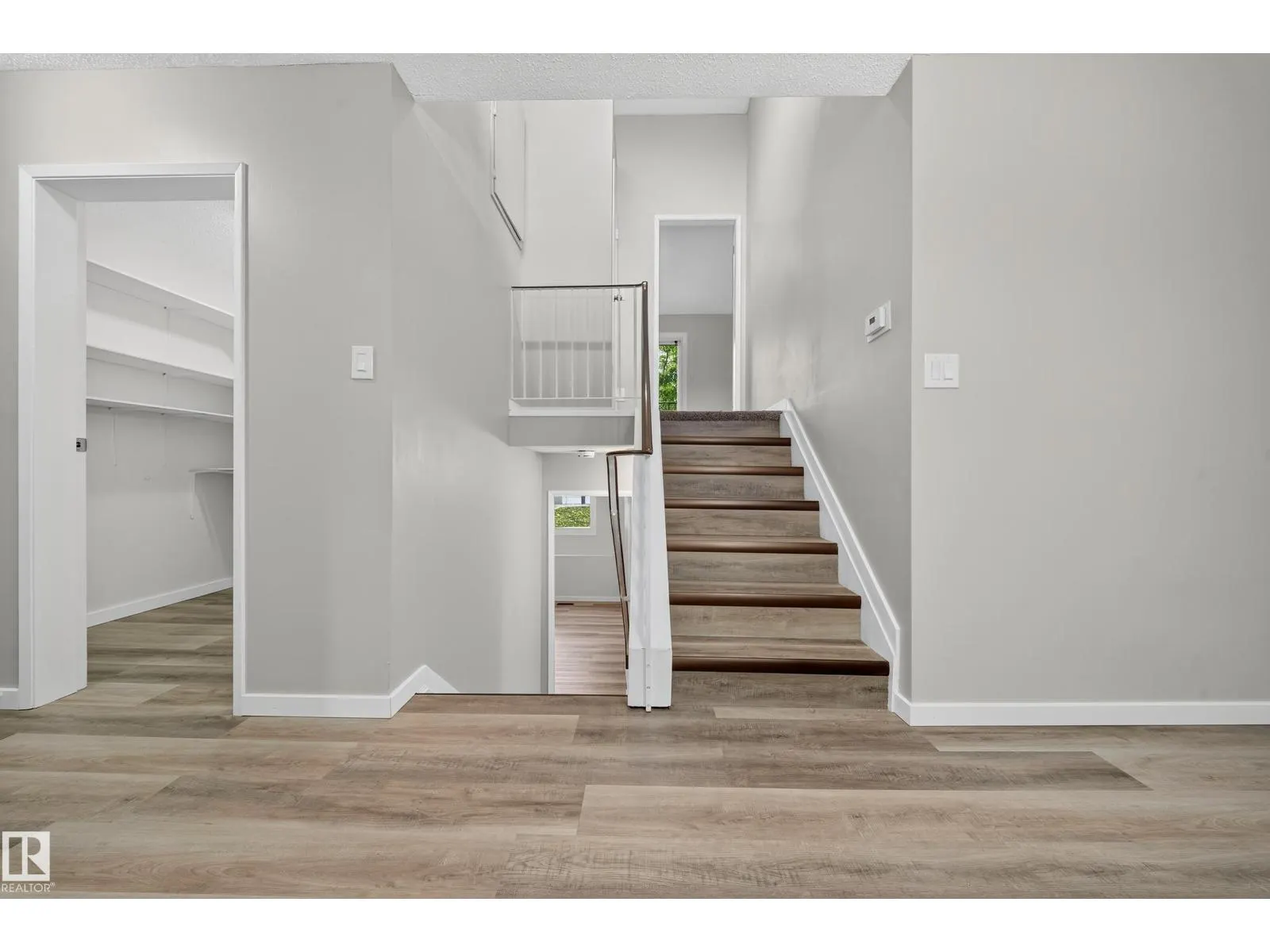 10313 150 ST NW