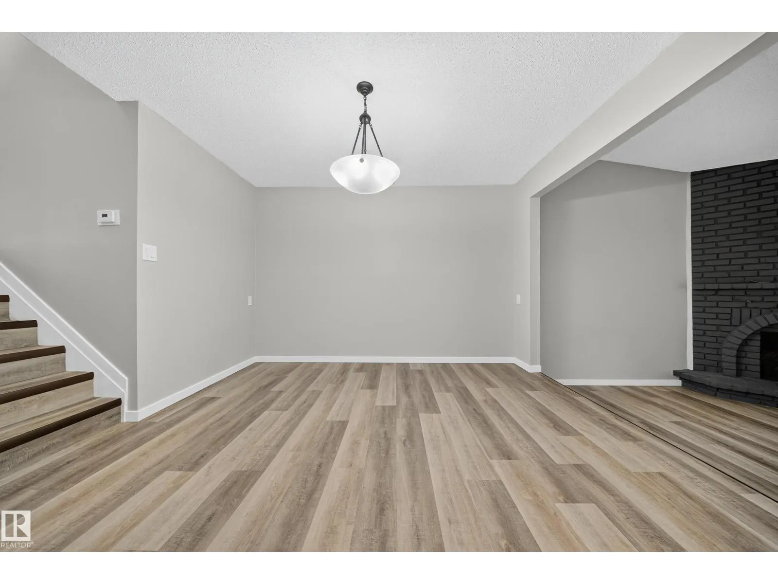 10313 150 ST NW