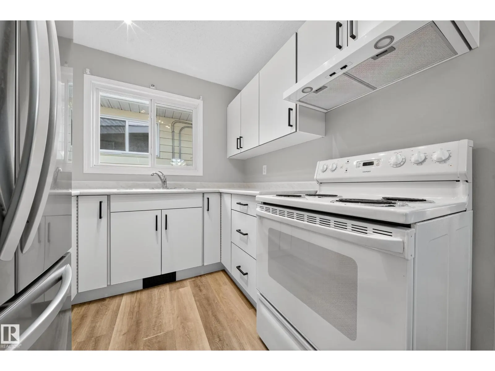 10313 150 ST NW