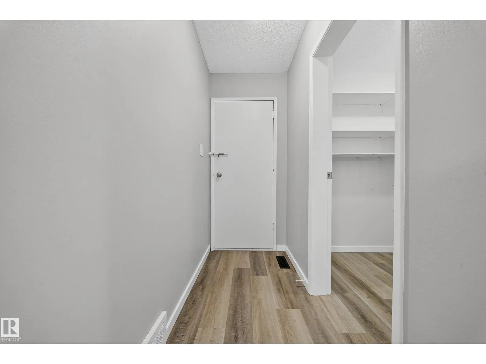 10313 150 ST NW