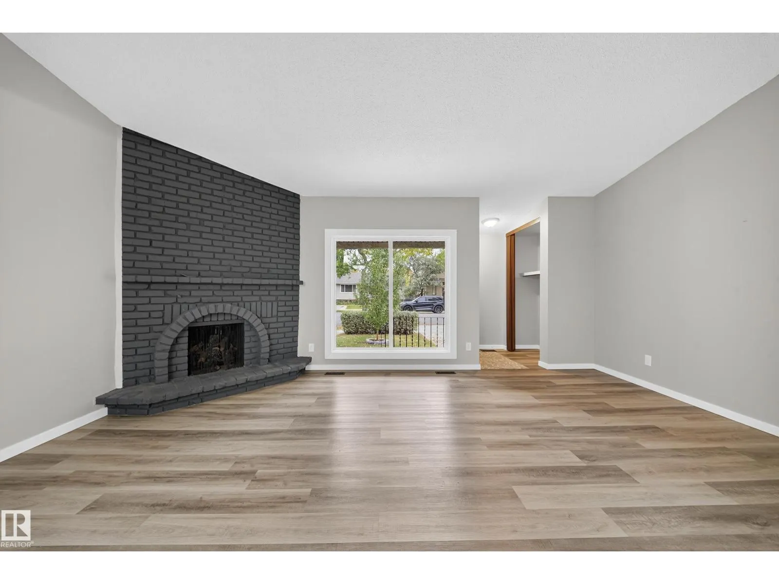 10313 150 ST NW