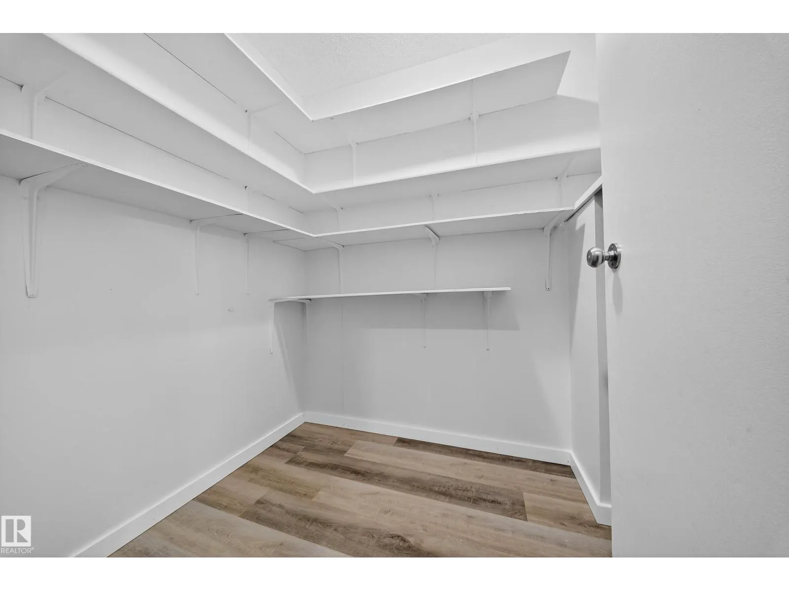 10313 150 ST NW