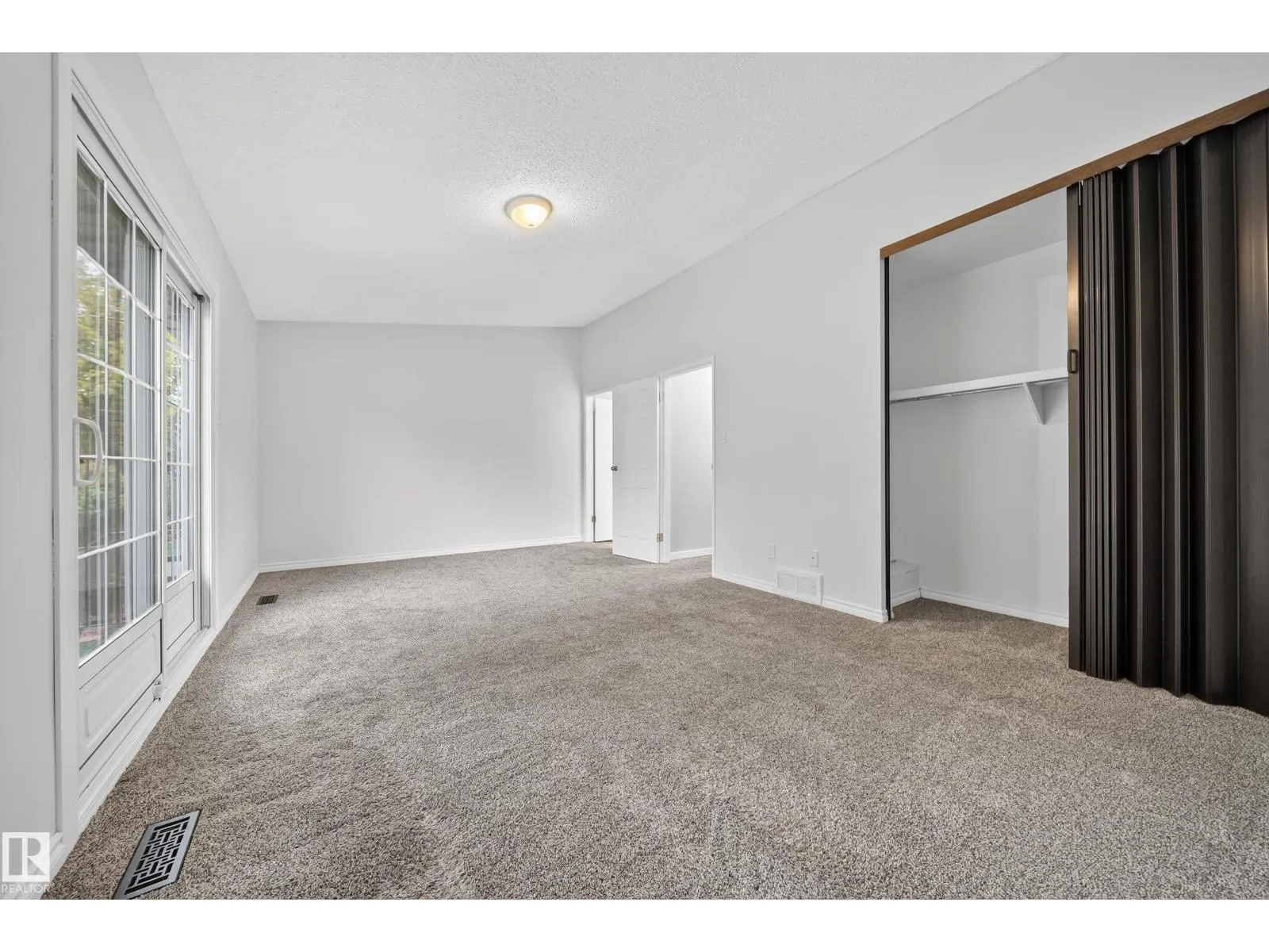 10313 150 ST NW