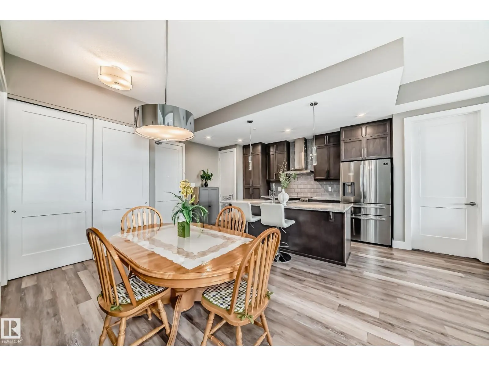 #421 524 GRIESBACH PR NW