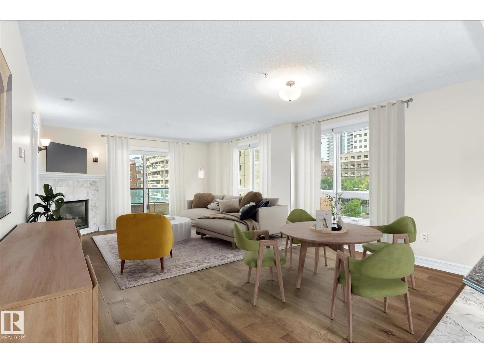 #304 10142 111 ST NW