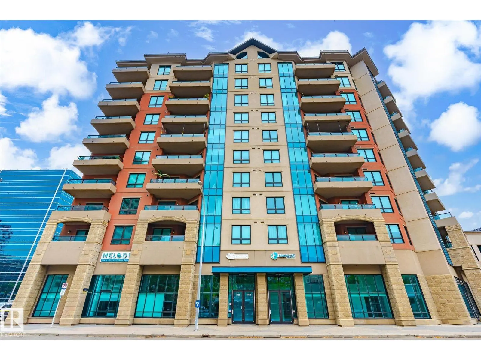 #304 10142 111 ST NW