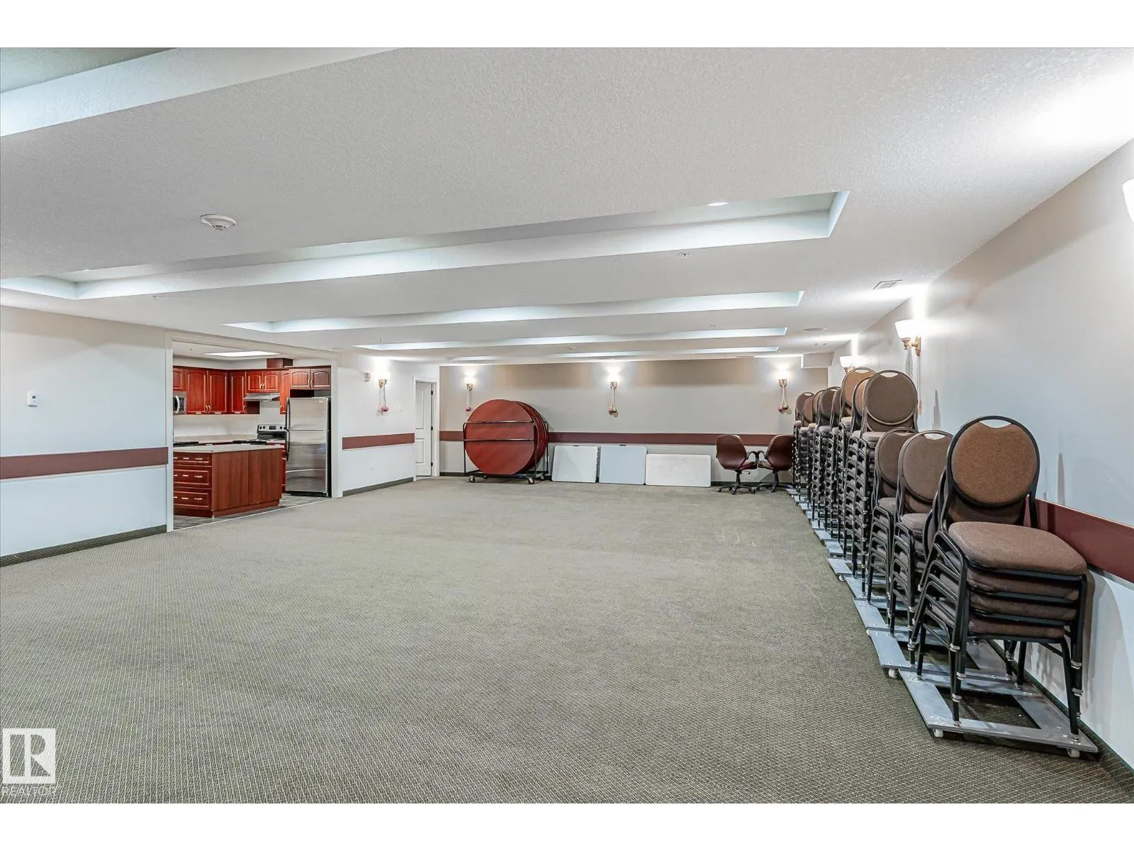 #304 10142 111 ST NW