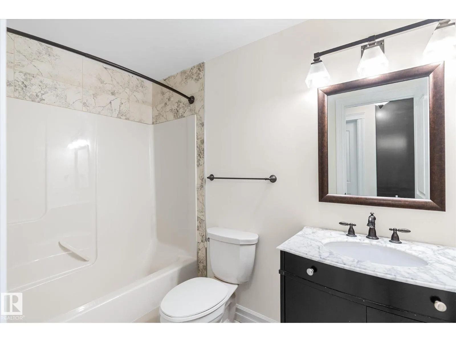 #304 10142 111 ST NW