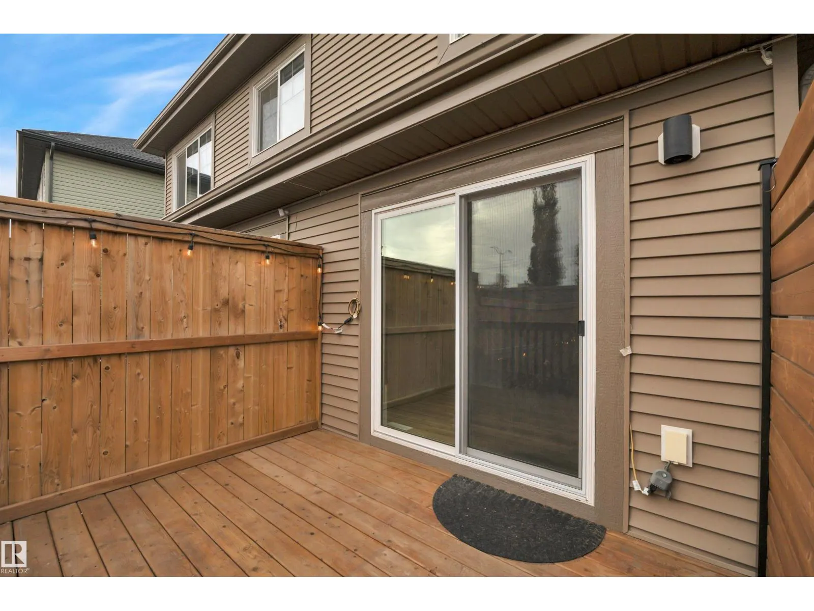 275 LARCH CR