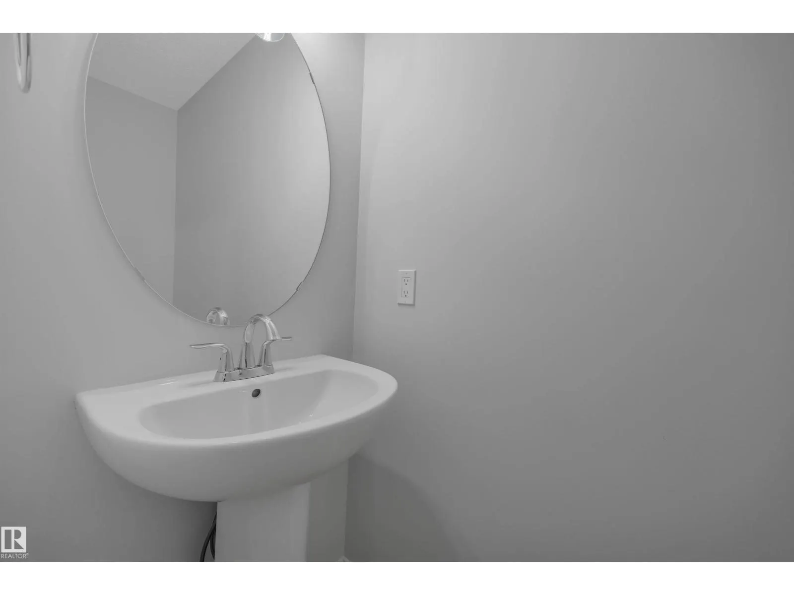 275 LARCH CR