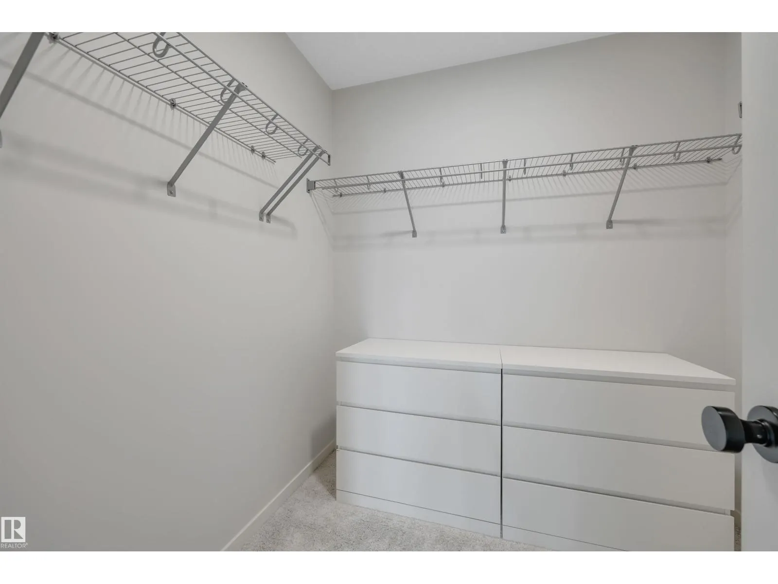 275 LARCH CR