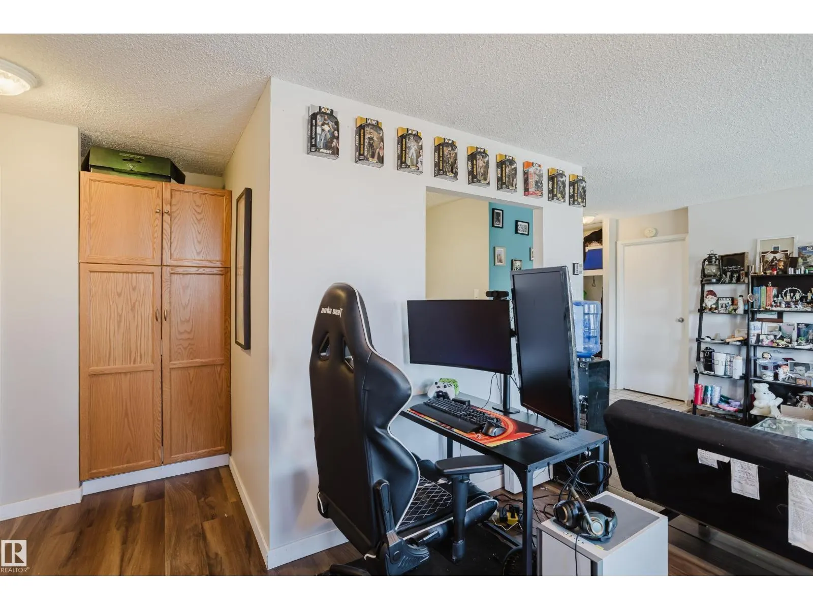 #903 9916 113 ST NW