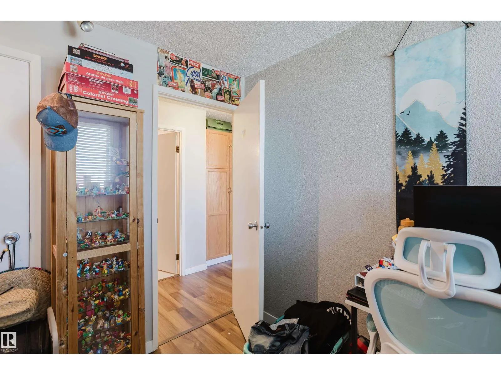 #903 9916 113 ST NW