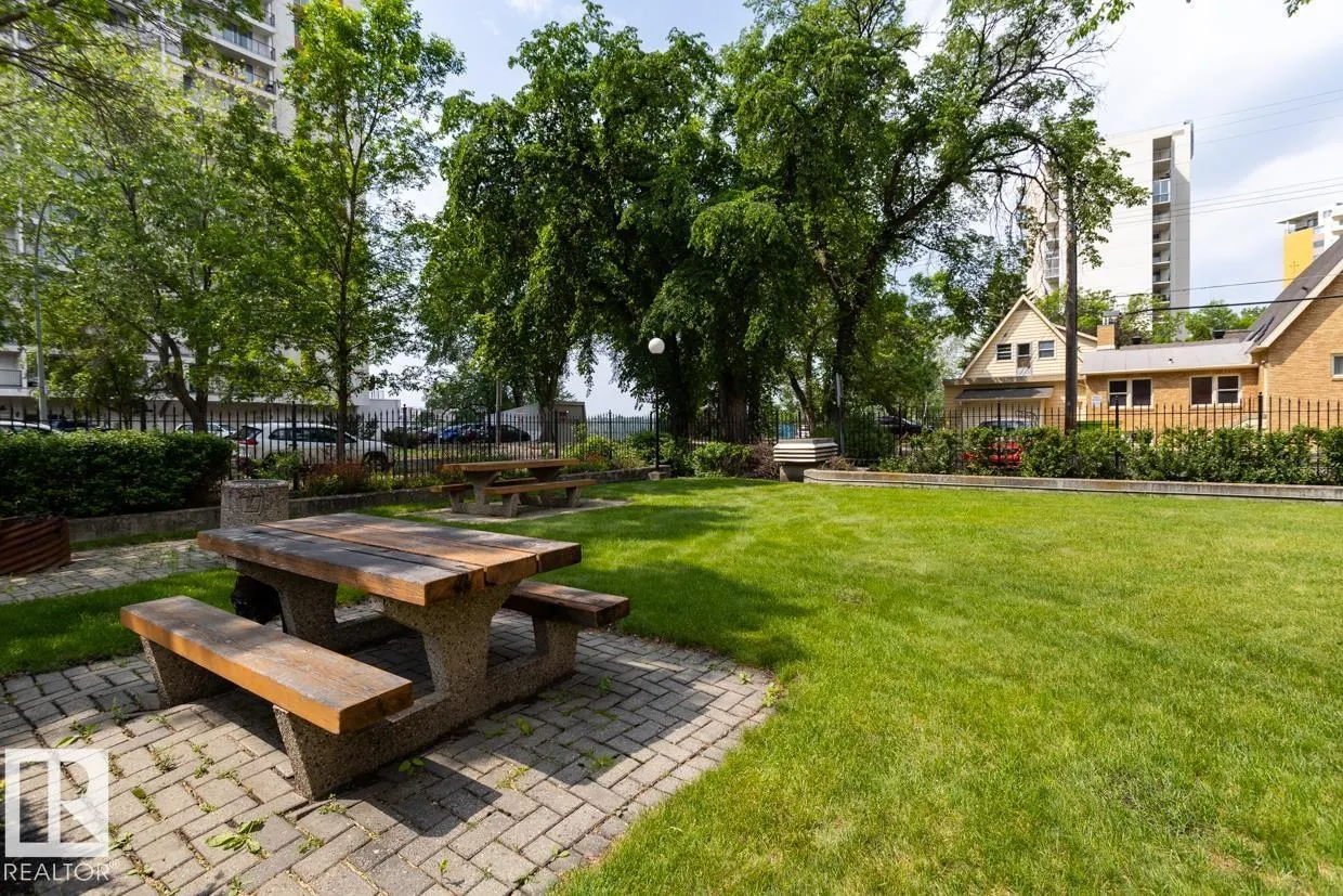 #903 9916 113 ST NW