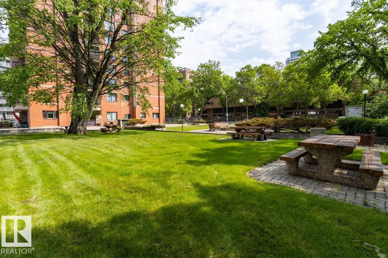 #903 9916 113 ST NW