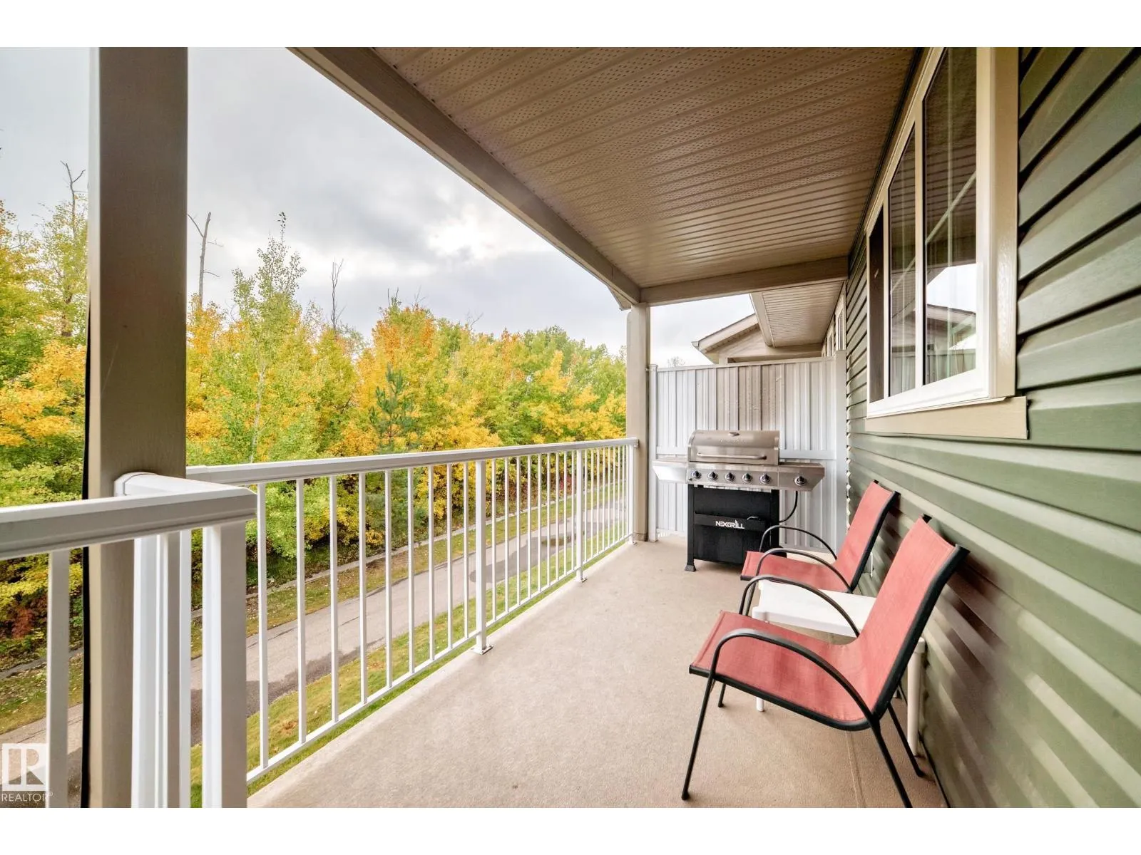 #16 1051 GRAYDON HILL BV SW
