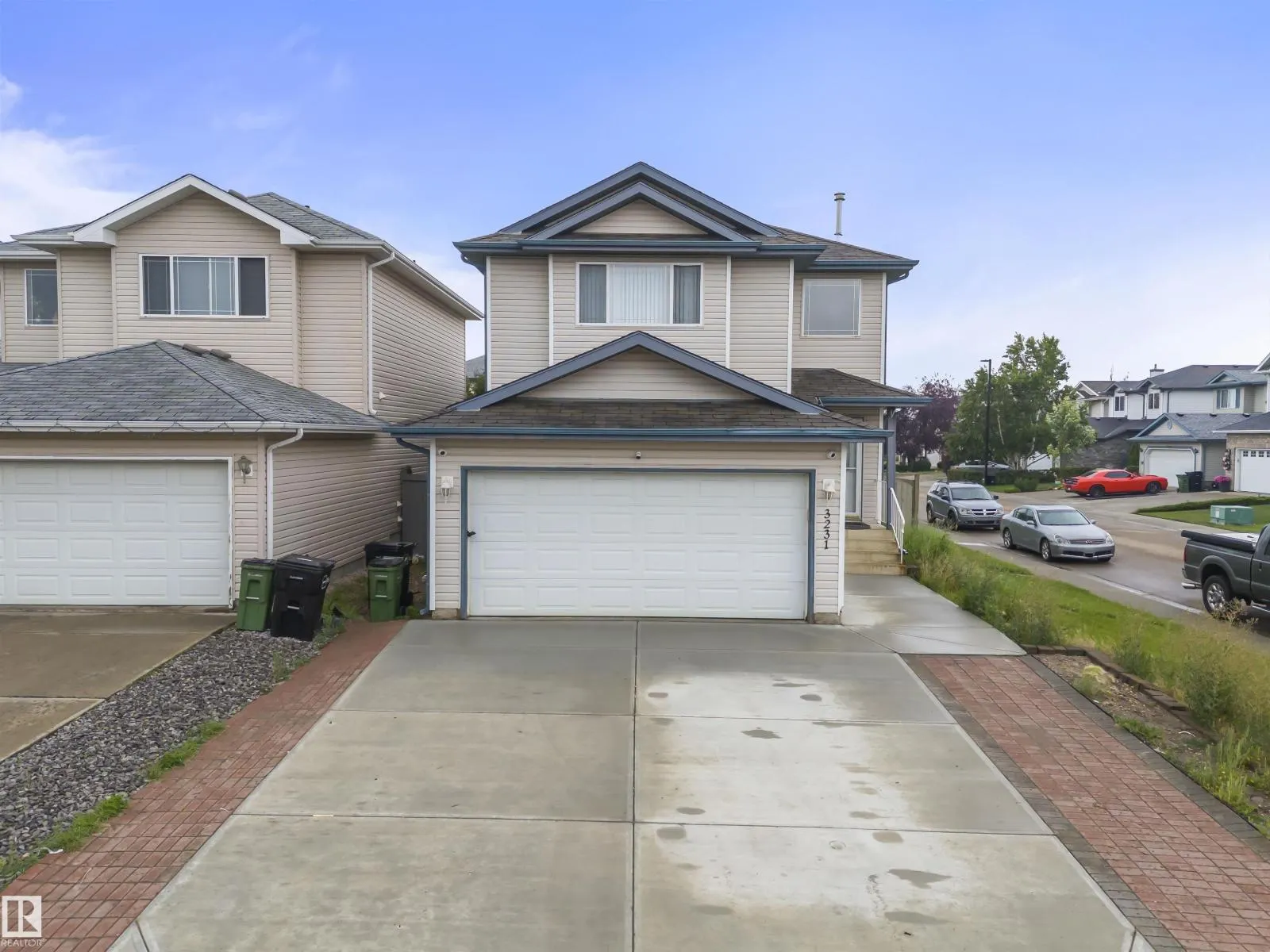 3231 30 Ave NW NW