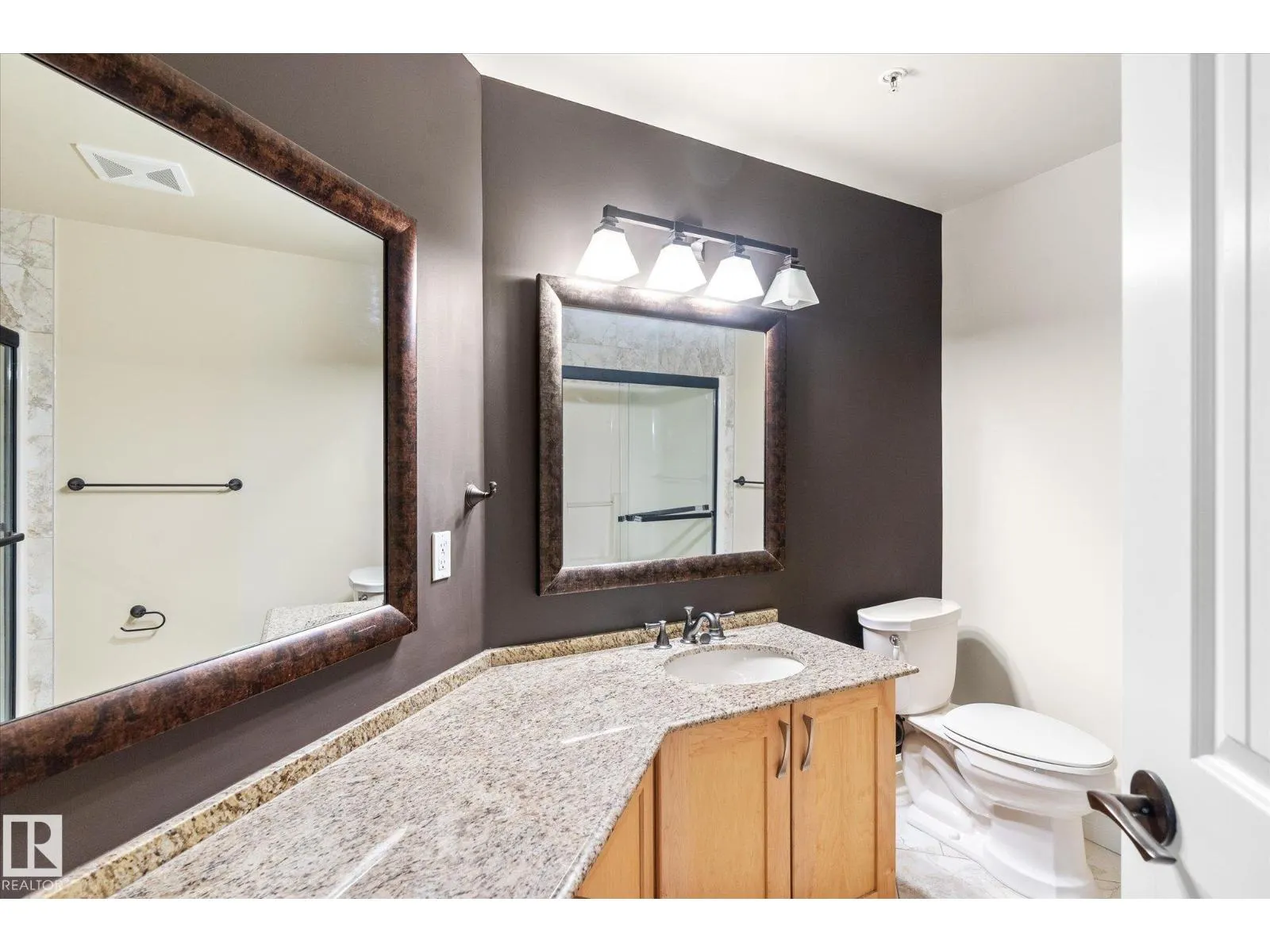#507 10142 111 ST NW