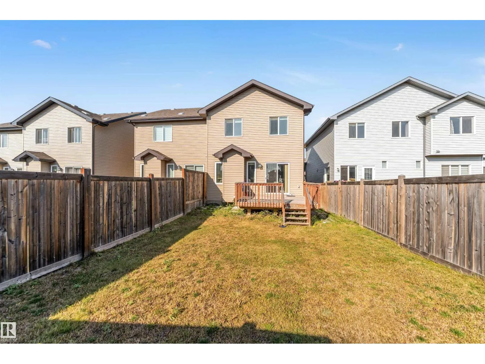 2919 16 AV NW NW