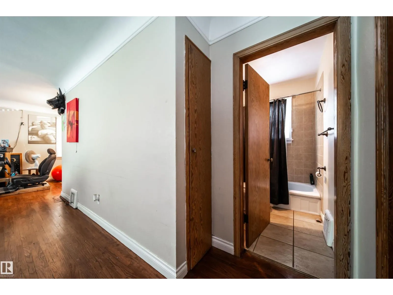 7910 75 ST NW
