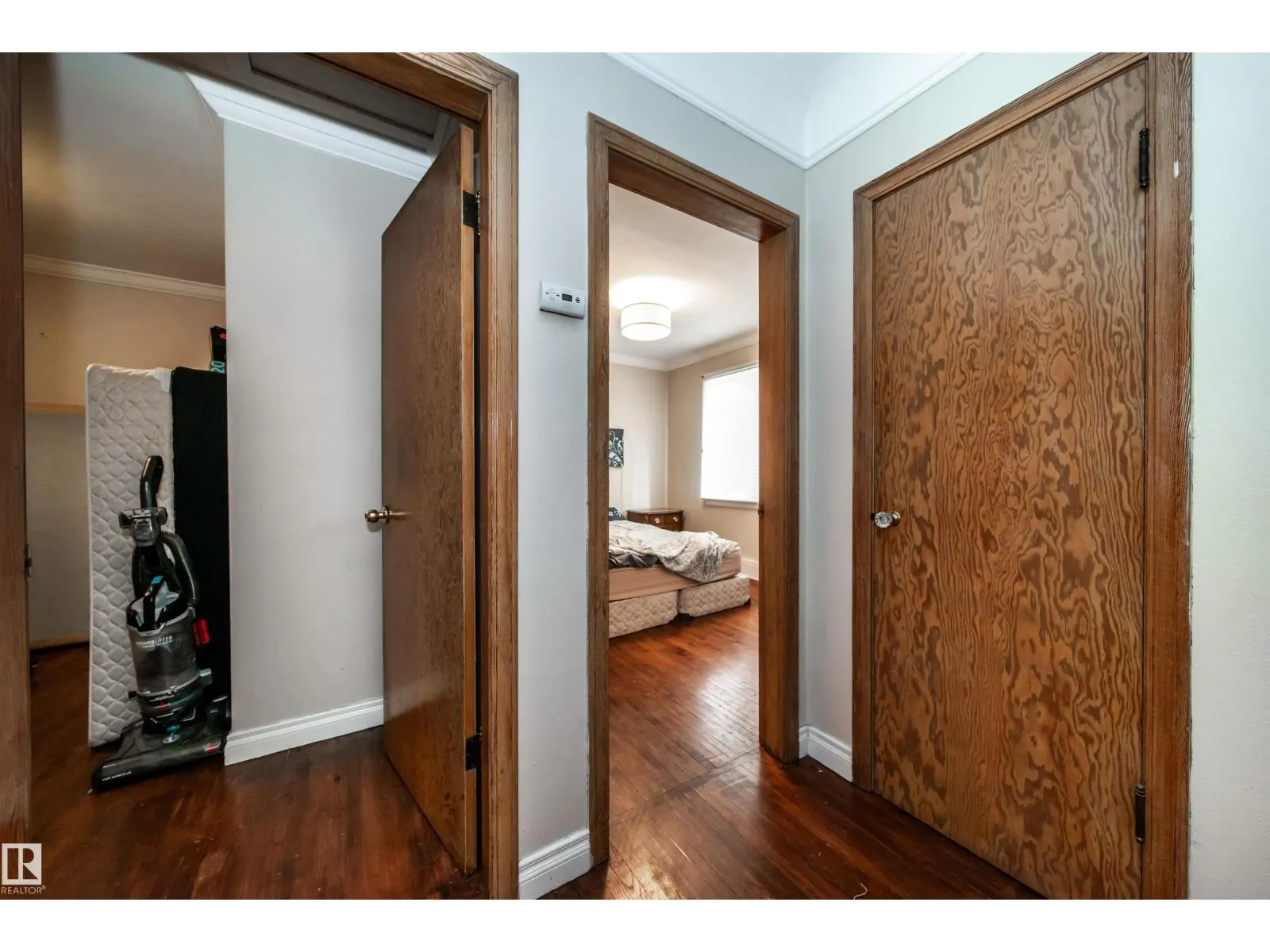 7910 75 ST NW