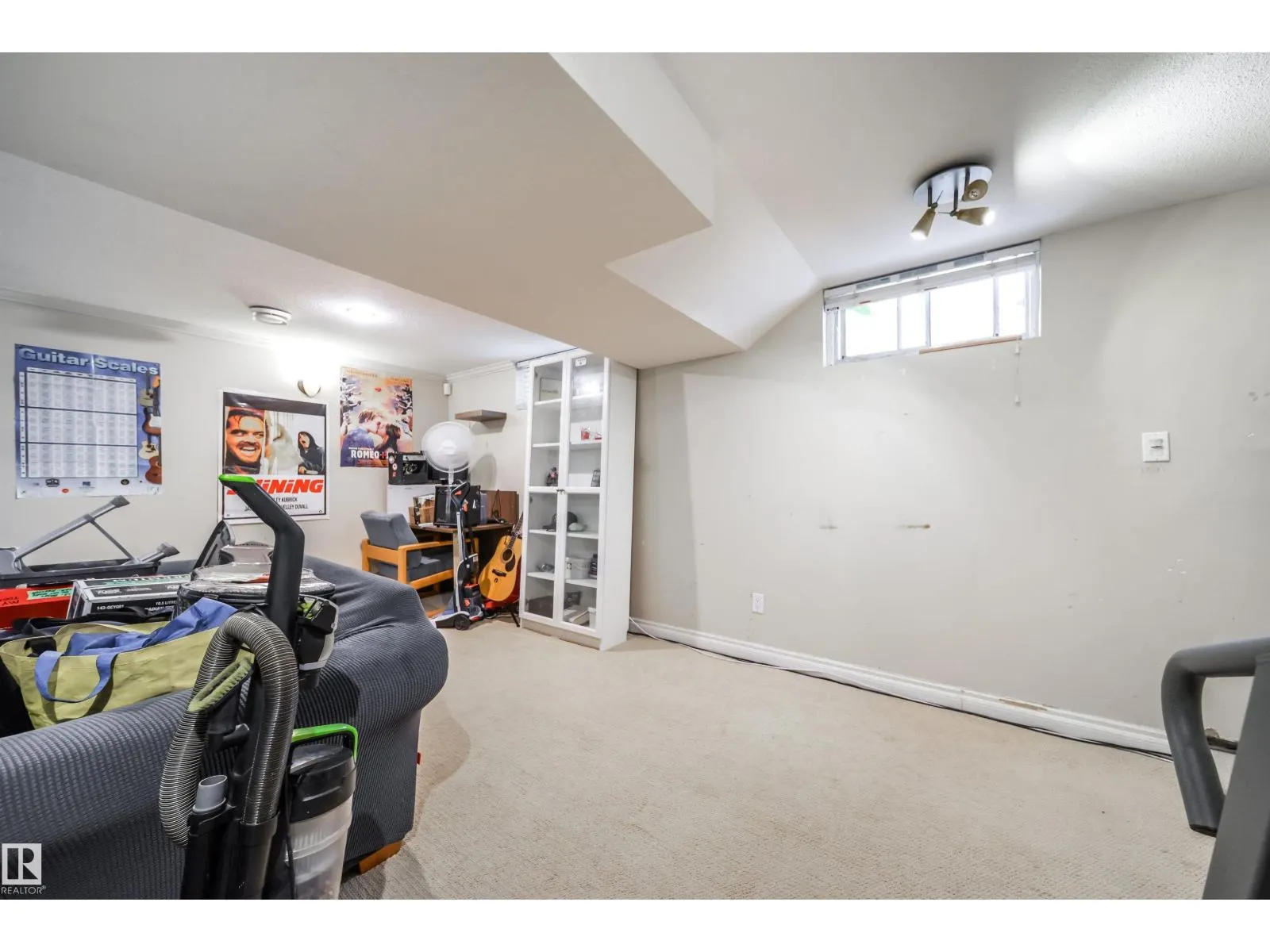 7910 75 ST NW