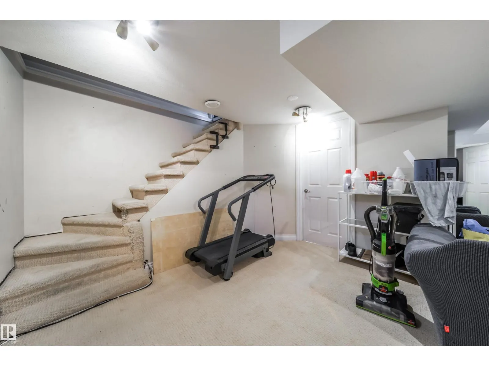 7910 75 ST NW