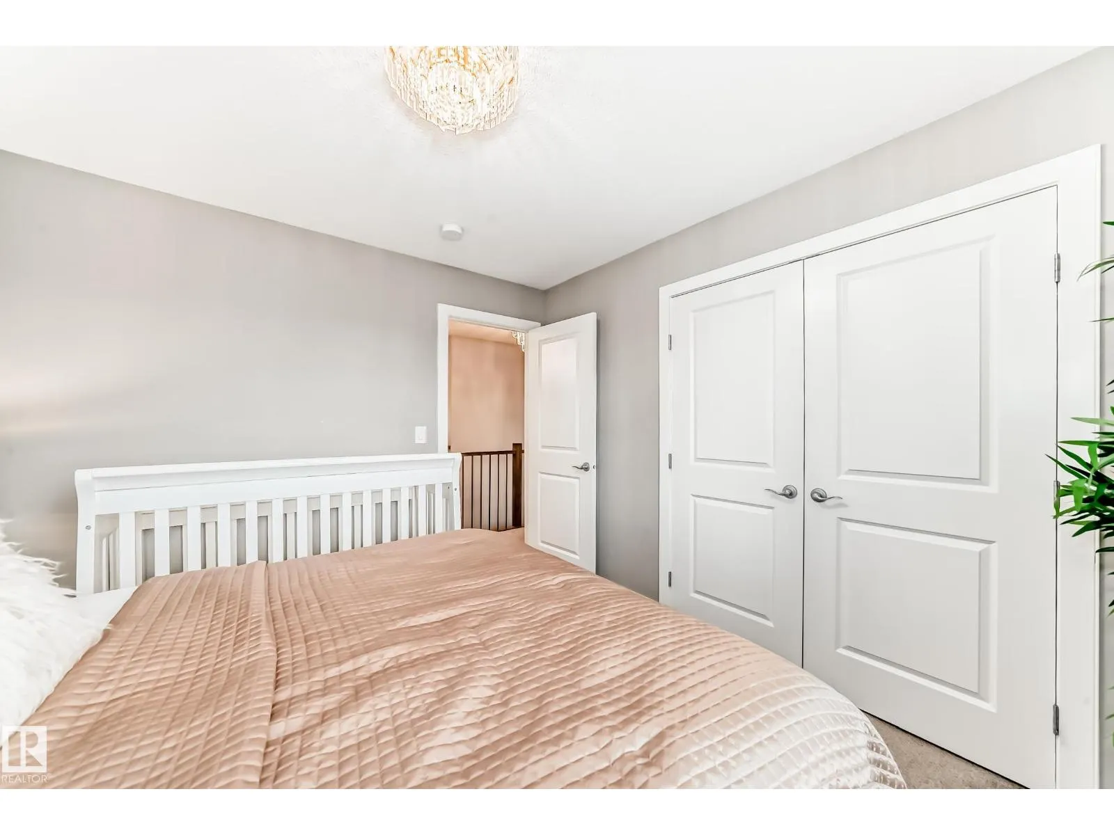 2012 200 ST NW