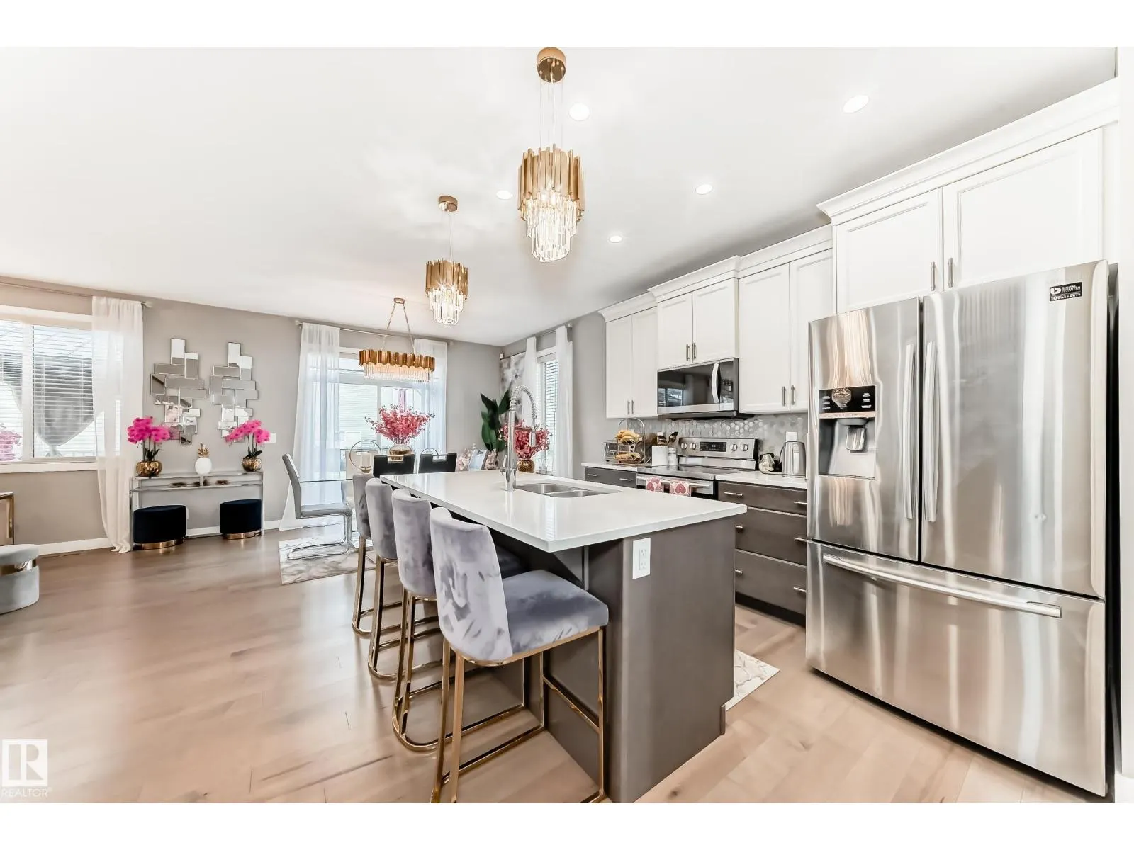 2012 200 ST NW