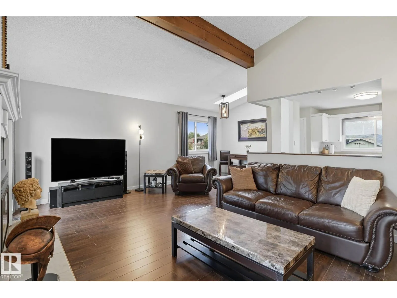 10962 168a AV NW NW