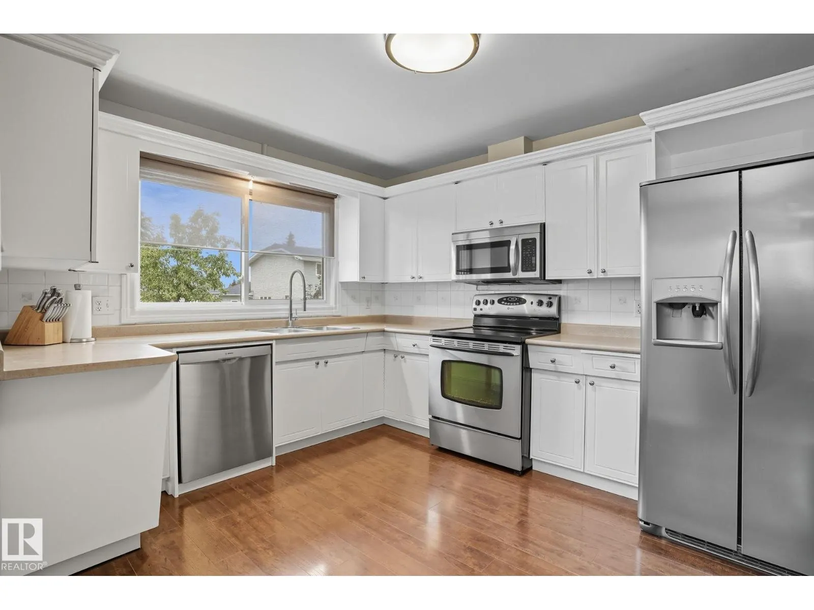 10962 168a AV NW NW
