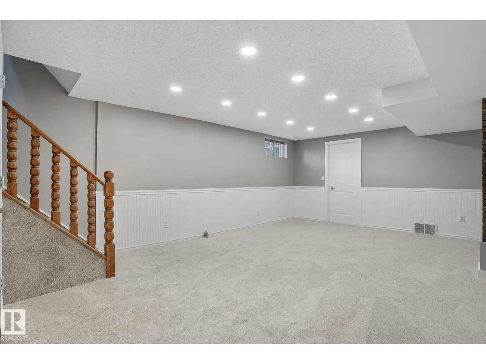 10962 168a AV NW NW