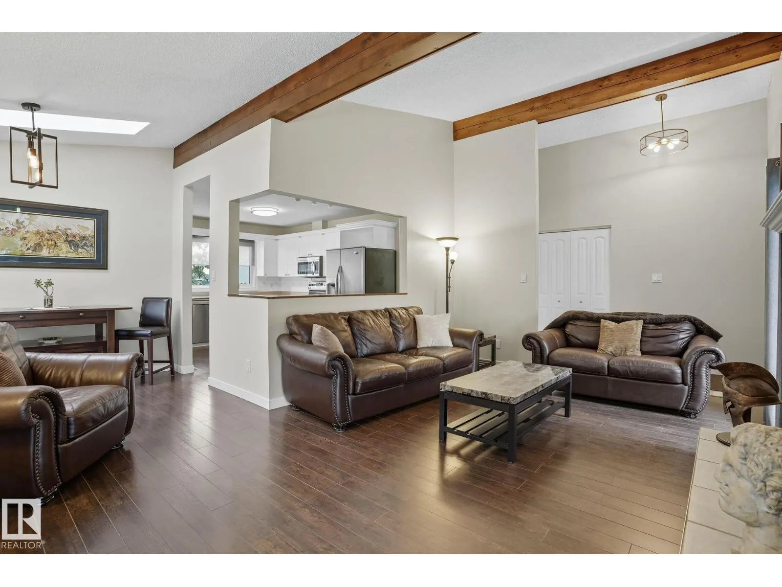 10962 168a AV NW NW