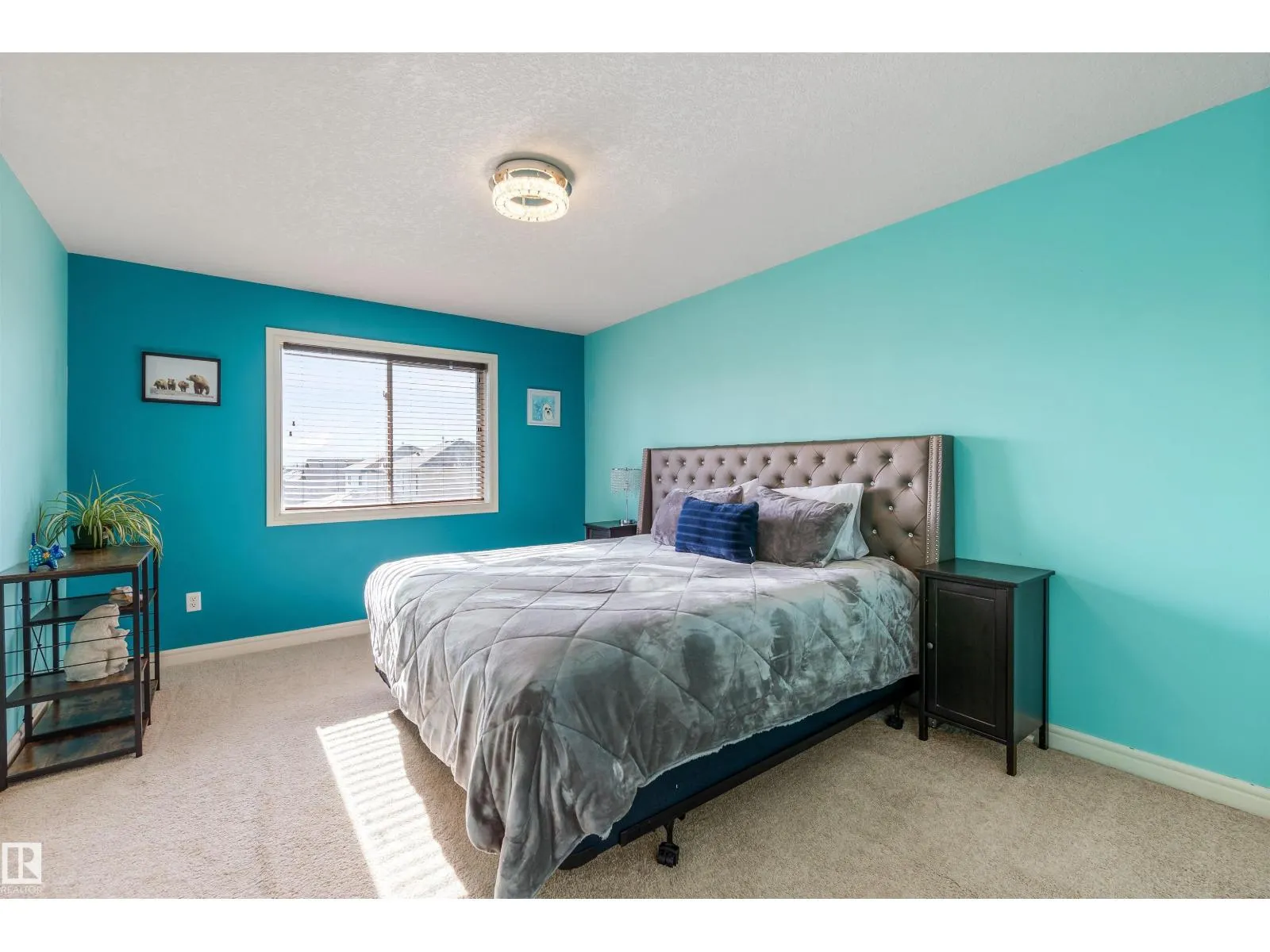 #4 15151 43 ST NW
