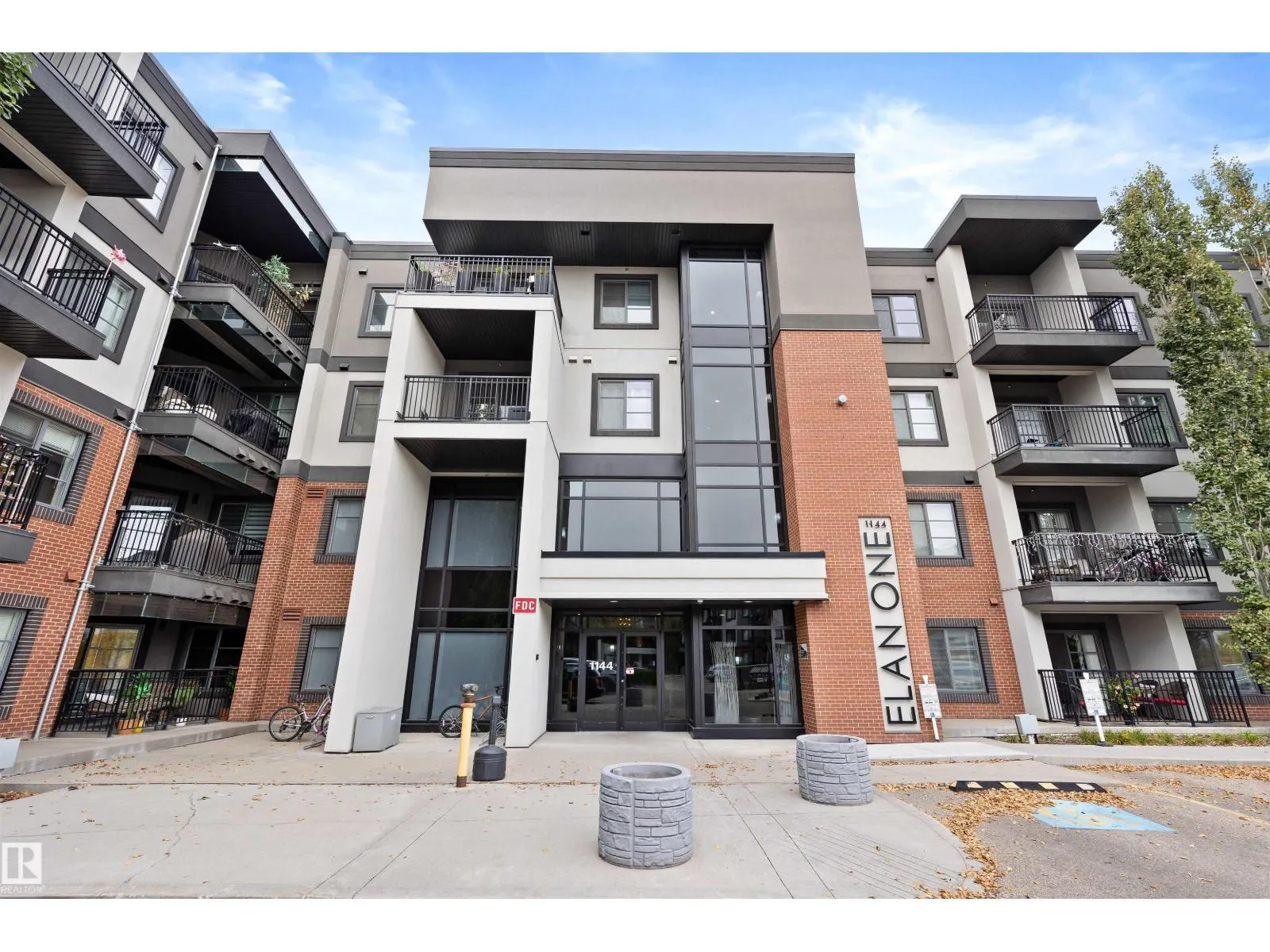 #416 1144 ADAMSON DR SW