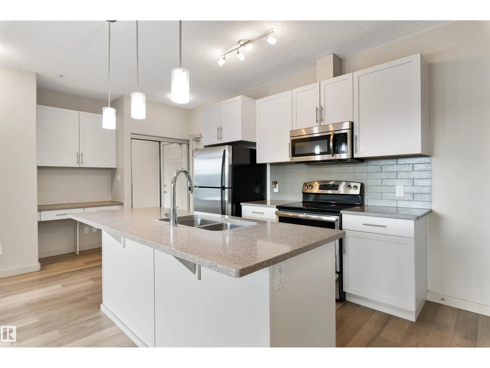 #416 1144 ADAMSON DR SW
