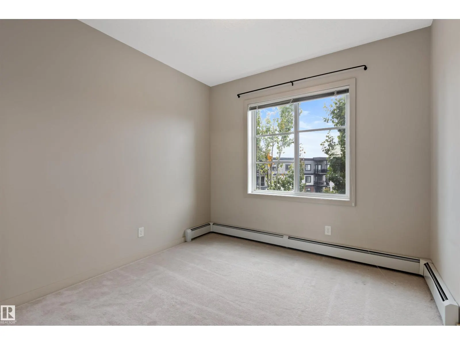 #416 1144 ADAMSON DR SW