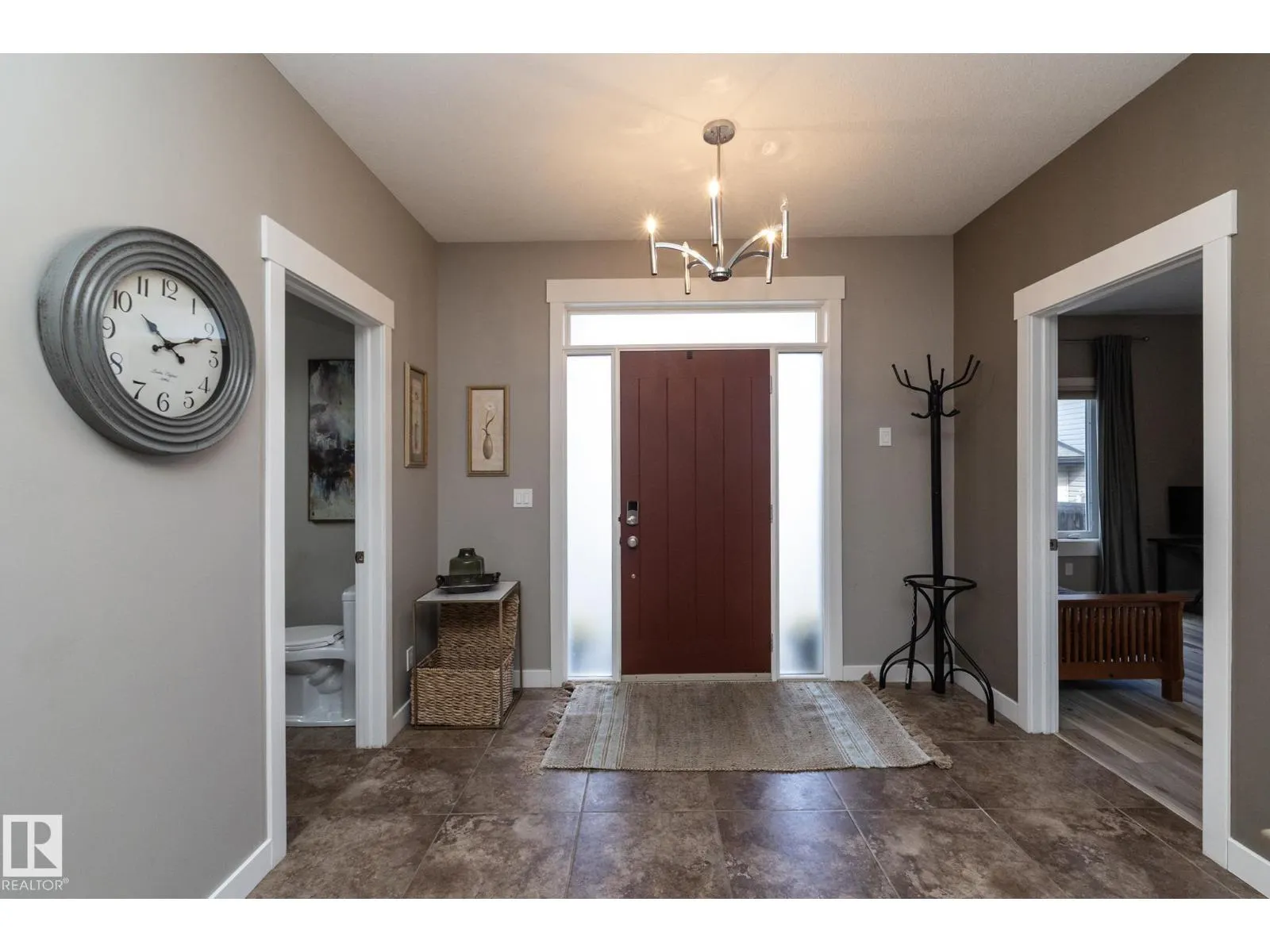 251 RAVINE DR