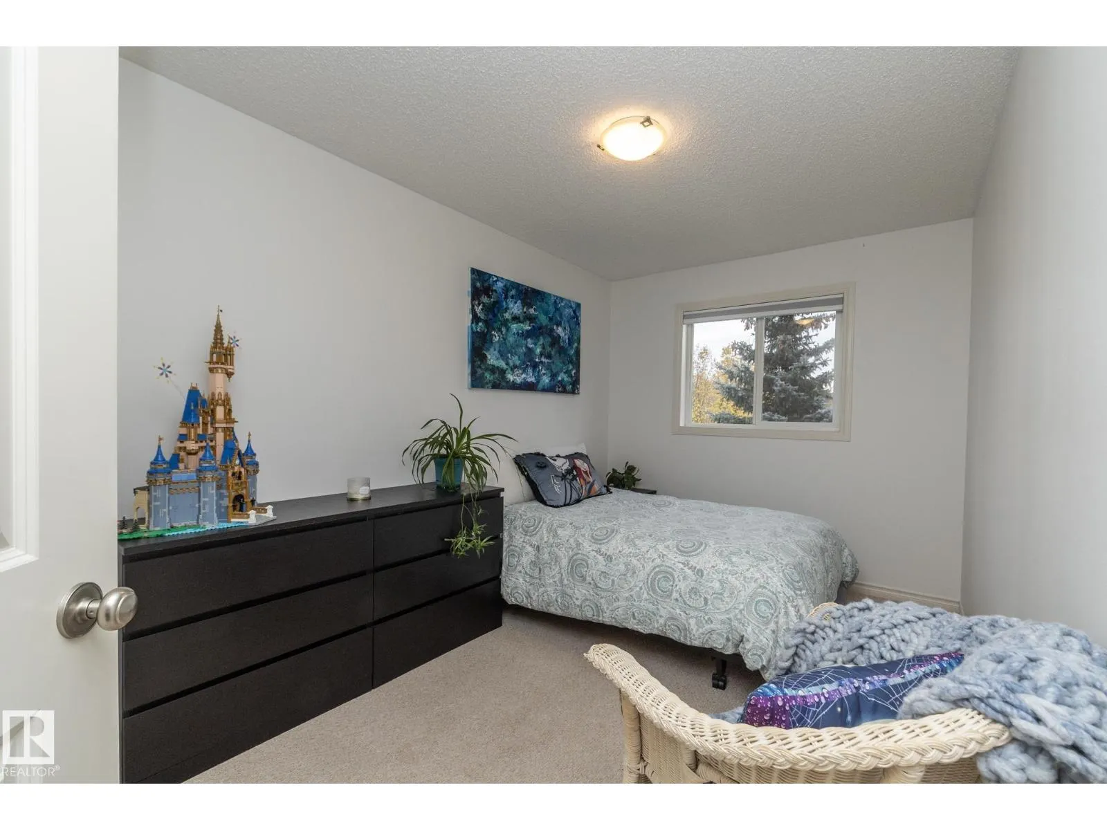 #6 10 WOODCREST