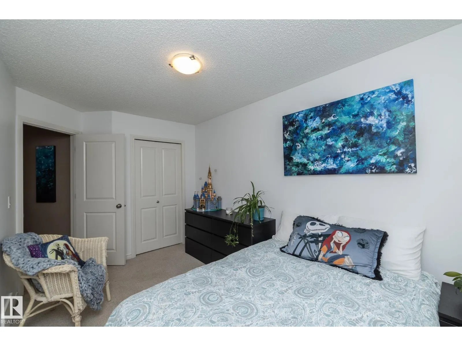 #6 10 WOODCREST