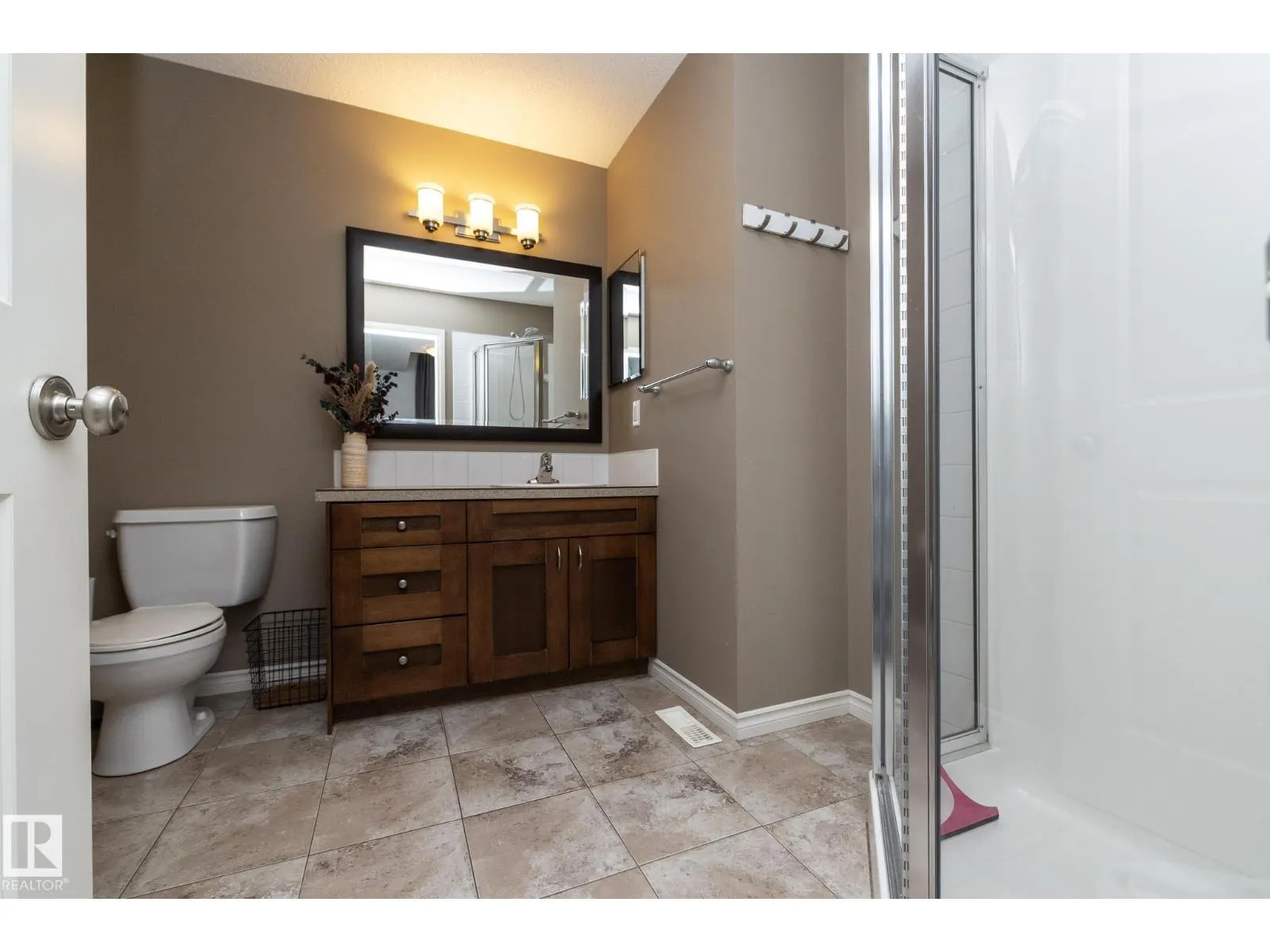 #6 10 WOODCREST