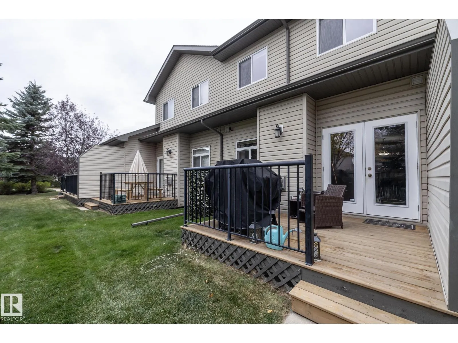 #6 10 WOODCREST