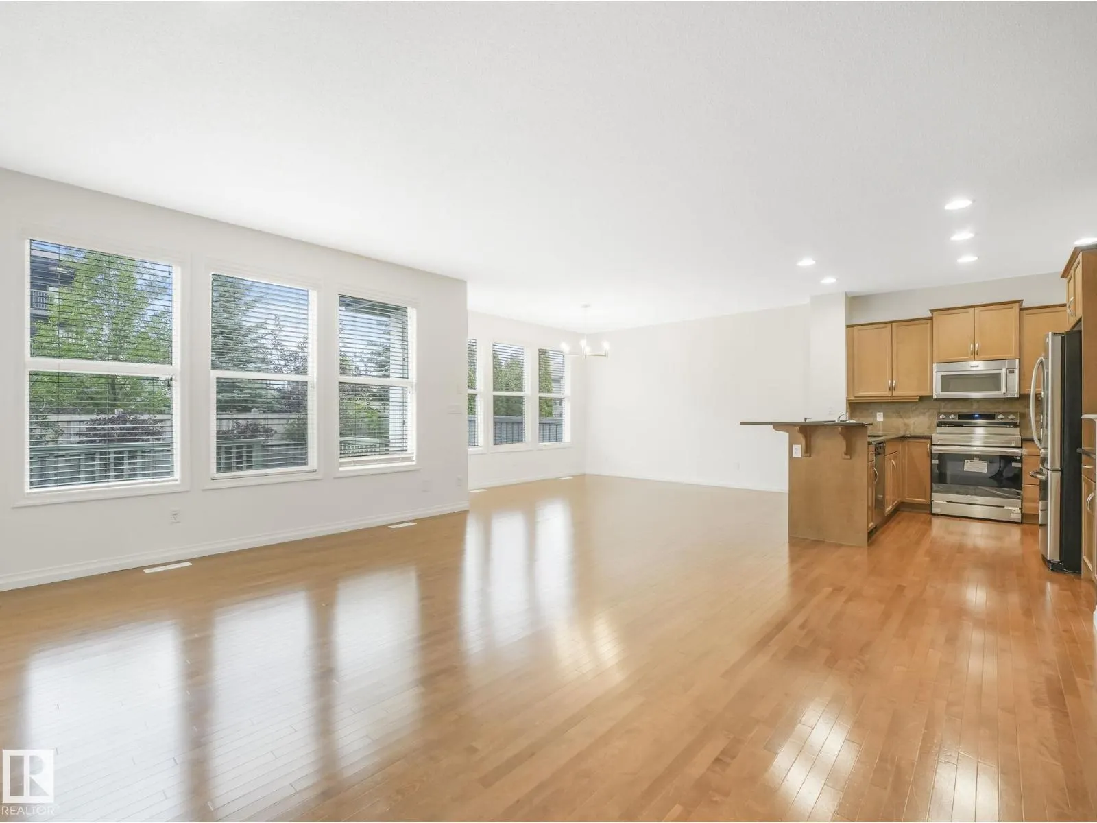 1214 AINSLIE WY SW