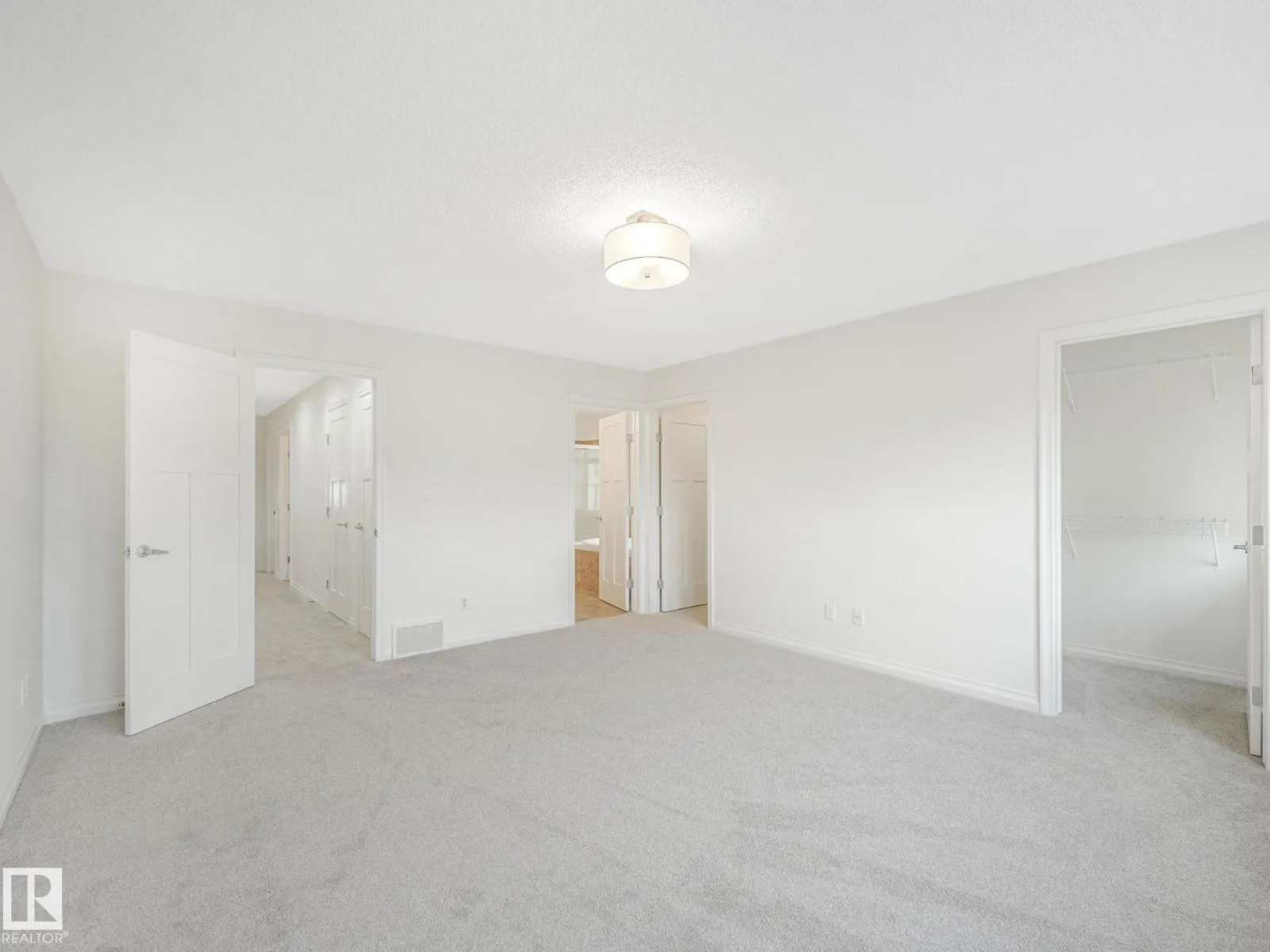 1214 AINSLIE WY SW
